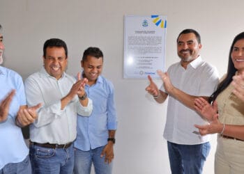 Governador Wanderlei Barbosa inaugura colégio em Itaguatins com investimento de R$ 3,2 milhões