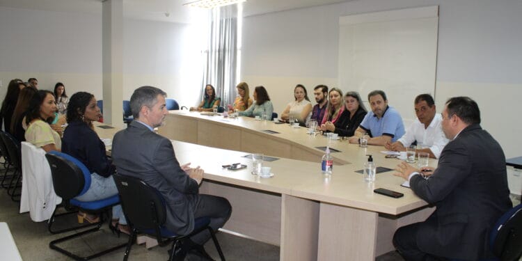 Secretaria da Segurança Pública e parceiros continuam tratativas para melhorar atendimento psicológico e assistencial no IML