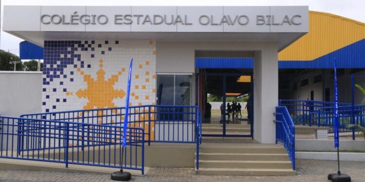 Inauguração de escola de tempo integral marca o retorno às aulas na rede estadual de educação do Tocantins