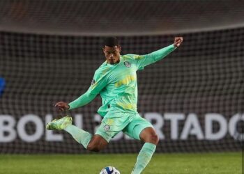 Palmeiras acerta empréstimo do zagueiro Pedro Felipe ao sub-19 da Juventus, da Itália