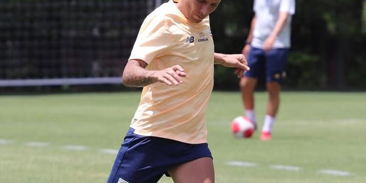 São Paulo inscreve Rafinha e Michel Araújo e tem reforços para o clássico