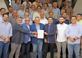 Amélio Cayres frisa importância das feiras agropecuárias para o Tocantins em reunião com Governo e sindicatos
