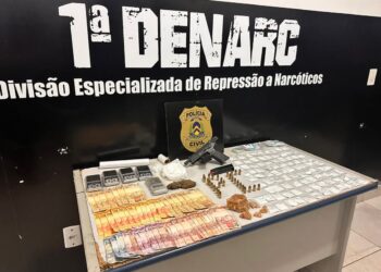 Operação da Polícia Civil prende três homens suspeitos de tráfico no Jardim Aureny III