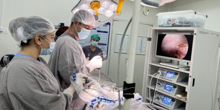 Hospital Regional de Paraíso realiza primeira cirurgia de videolaparoscopia