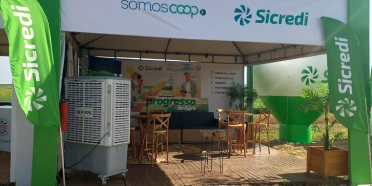 Sicredi participa da 4ª edição do Show Tecnológico do Cerrado