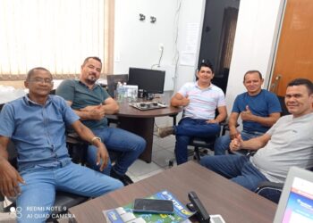 Presidente da Câmara de Lajeado recebe vereadores e liderança política