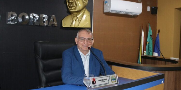 Assentamento, zona rural e concurso público direcionam requerimentos do vereador Branquinho