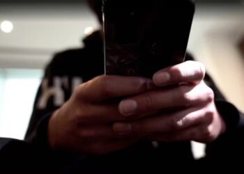 Número de denúncias de imagens de abuso e exploração sexual infantil online é o maior em 18 anos, diz Safernet