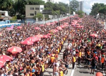 Carnaval 2024: Veja a programação dos blocos de SP nesta segunda (12)
