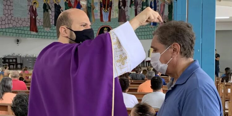 Quarta-feira de Cinzas: Veja horários de missas que marcam o início da Quaresma em Palmas