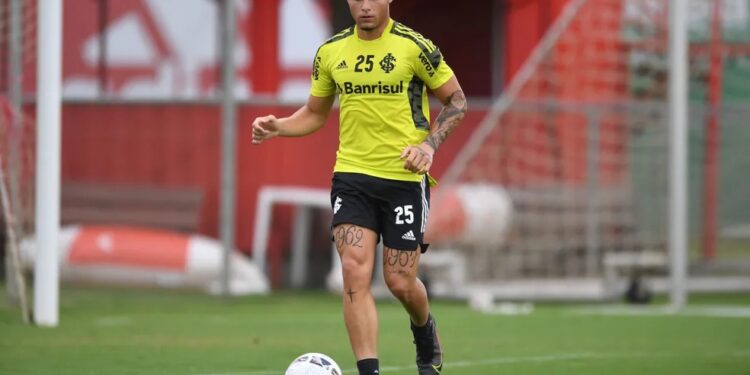 Inter anuncia contratação do volante Bruno Gomes por quatro temporadas