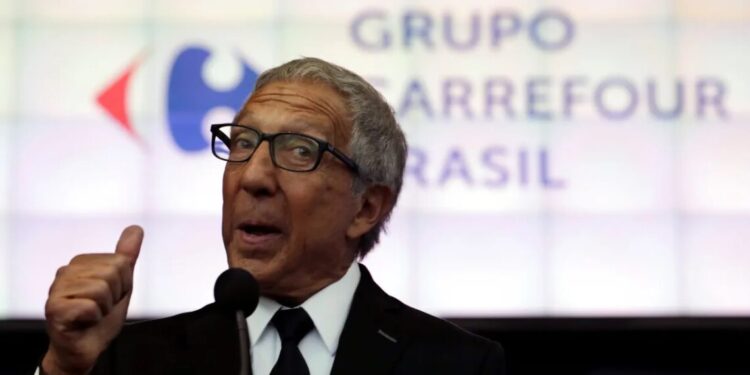 Carrefour diz que cargos de Abilio Diniz ficarão vagos momentaneamente