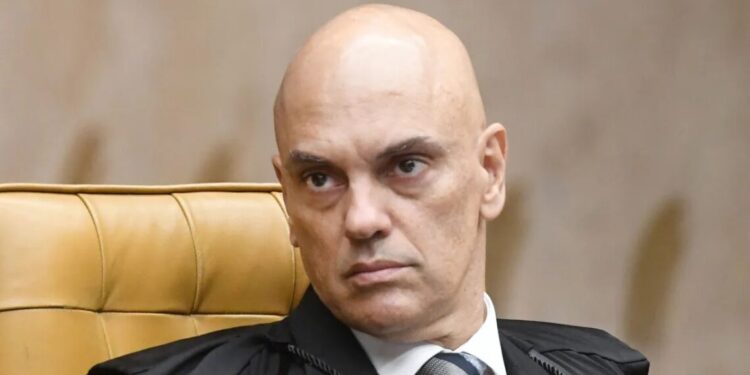 Pela terceira vez, Moraes nega pedido de adiamento do depoimento de Bolsonaro