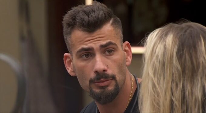 “Ninguém merece ser condenado por uma falha”, diz Nizam sobre Rodriguinho