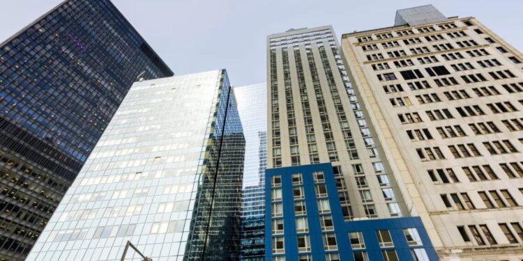 Bancos ao redor do mundo veem nova crise com perdas imobiliárias