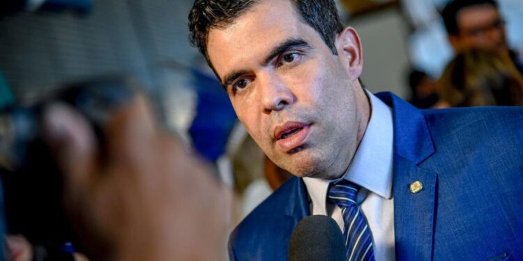 Projeto relatado por Ricardo Ayres incentiva o bom pagador de tributos