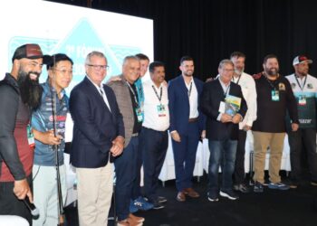 Autoridades e empresários reúnem-se para debater o futuro do turismo de pesca