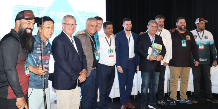 Autoridades e empresários reúnem-se para debater o futuro do turismo de pesca