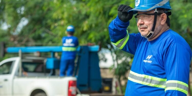 Hidro Forte realiza limpezas nos maiores reservatórios de água tratada de Miranorte (TO)