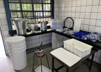 Educação adquire R$ 17 milhões em utensílios de cozinha e distribui para escolas da rede estadual