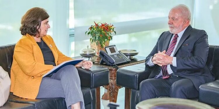 Depois de reunião com Lula, Nísia deve promover novas mudanças na Saúde