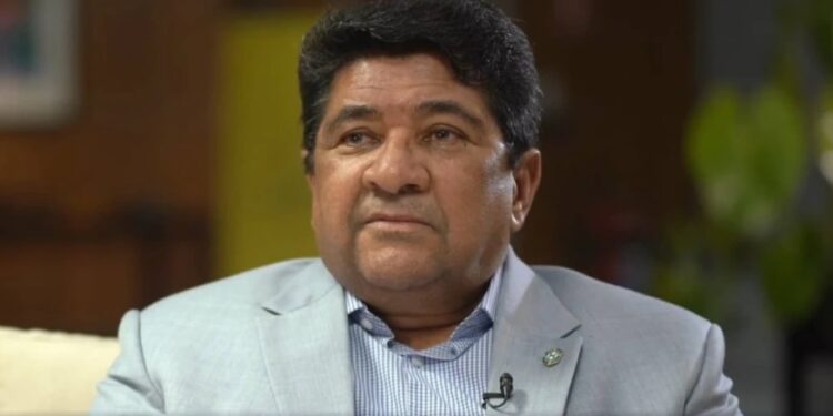 CBF se posiciona sobre Robinho e Daniel Alves: “Ponto final em capítulo nefasto”