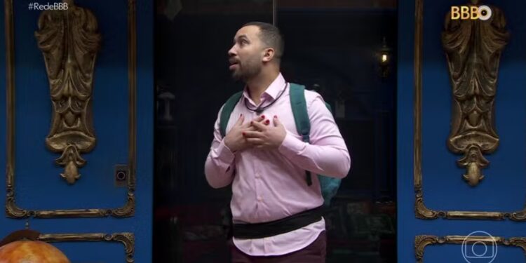 Gil do Vigor visita casa do BBB24 e deixa recado para brothers; confira