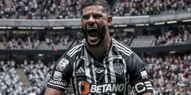 Hulk pode igualar feito de Reinaldo pelo Atlético-MG em finais de Mineiro