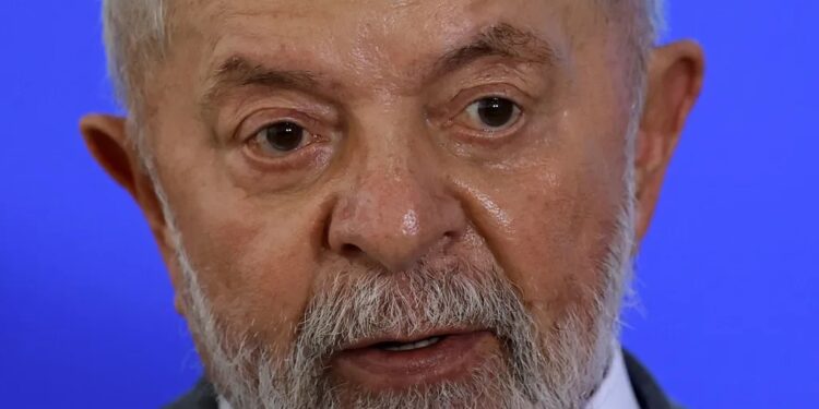 Lula pede pente-fino na Esplanada e vai cobrar resultados em reunião ministerial