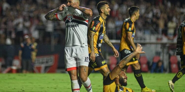 Nos pênaltis, São Paulo cai para Novorizontino, que vai à semifinal do Paulistão