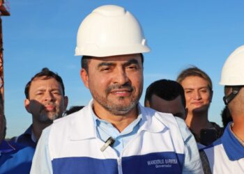 Governador Wanderlei Barbosa visita obra da Ponte de Porto Nacional e anuncia entrega para 14 de junho