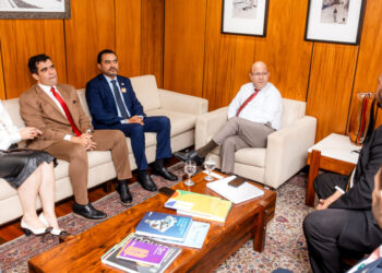 Governo do Tocantins se reúne com ministro Alexandre Padilha para viabilizar empréstimo de R$ US$ 200 milhões com o BIRD 