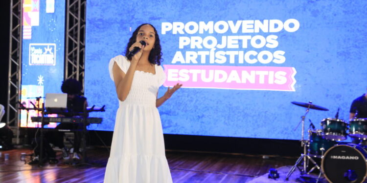 Prêmio Arte na Escola Cidadã oferece R$ 10 mil em prêmios para professores