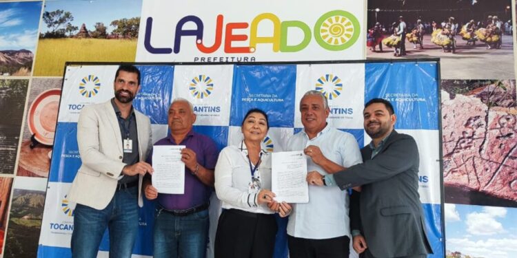 Prefeitura de Lajeado firma parceria com a Secretaria de Pesca e Aquicultura do Tocantins para fomentar projeto de piscicultura.