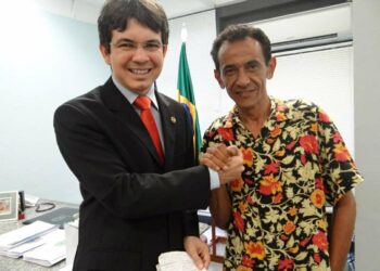 Rosaldo Santos com o senador Randolfe Rodrigues