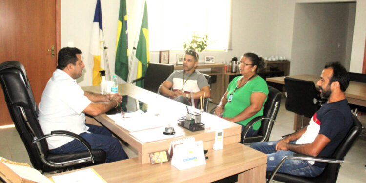 Equipe da Vigilância Sanitária agradece o prefeito de Tocantínia pelo reajuste salarial da categoria