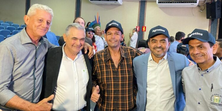 Faet marca presença no lançamento da Agrotins 2024