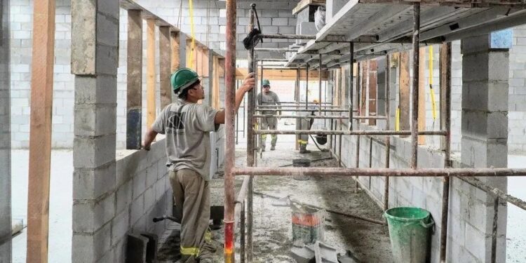 Em parceria com o BNDES, leilão para gestão privada em escolas estaduais de SP deve ocorrer em novembro