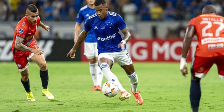 Cruzeiro tem pane e cede empate para Alianza-COL após abrir 3 a 0 na Sul-Americana
