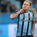 Com gols “gringos”, Grêmio vence Athletico-PR pelo Brasileirão