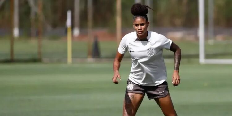 Corinthians realiza a maior venda da história do futebol feminino brasileiro