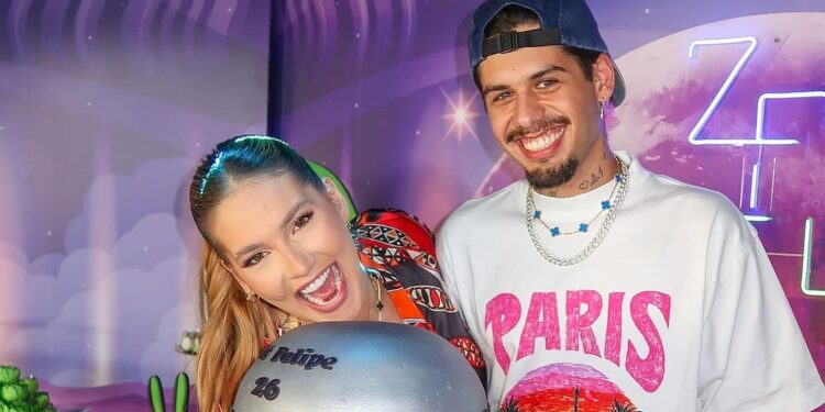 Virgínia dá 26 presentes de aniversário para Zé Felipe; veja quais foram