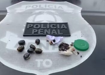 Presos engolem cápsulas com drogas para venderem dentro de presídio, diz polícia