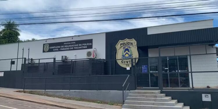 Homem foi preso enquanto trabalhava em um posto de combustíveis em Paraíso do Tocantins — Foto: Divulgação/PCTO