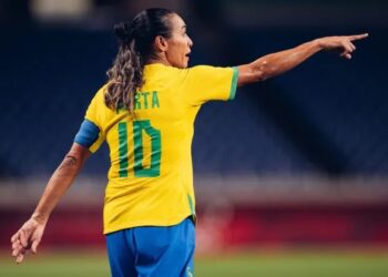 Marta em jogo entre Brasil e Zâmbia na Olimpíada de Tóquio, em 2021 Crédito: Sam Robles/CBF