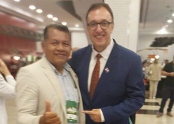 Reginaldo e o Presidente da UVB Foto:Divulgação.