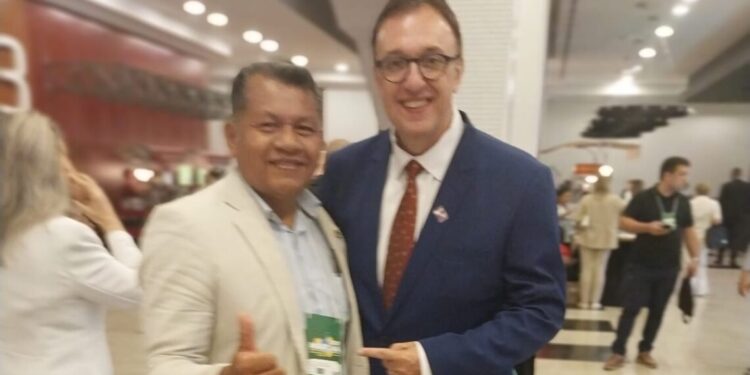 Reginaldo Xerente participa da Marcha dos Vereadores em Brasília