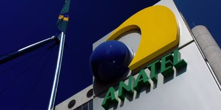 Anatel vai bloquear chamadas de empresas que fazem ligações em massa