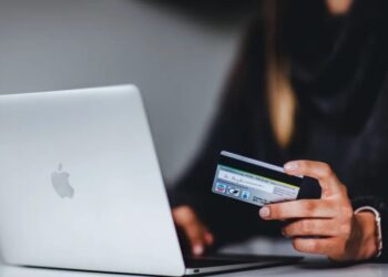 Taxar compras em sites estrangeiros é crucial em reforma tributária, dizem entidades de comércio