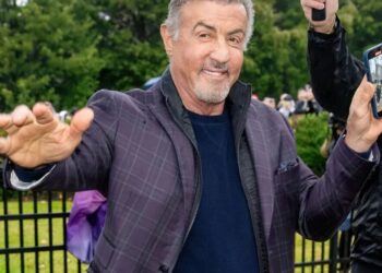 O ator Sylvester Stallone em evento na Philadelphia em 2023 Gilbert Carrasquillo/GC Images via Getty Images